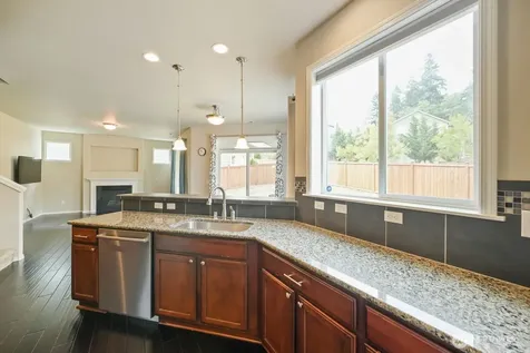 34004 12th Place SW Federal Way WA 98023