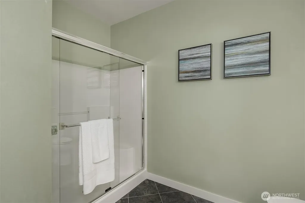 22675 NE Alder Crest Drive Redmond WA 98053
