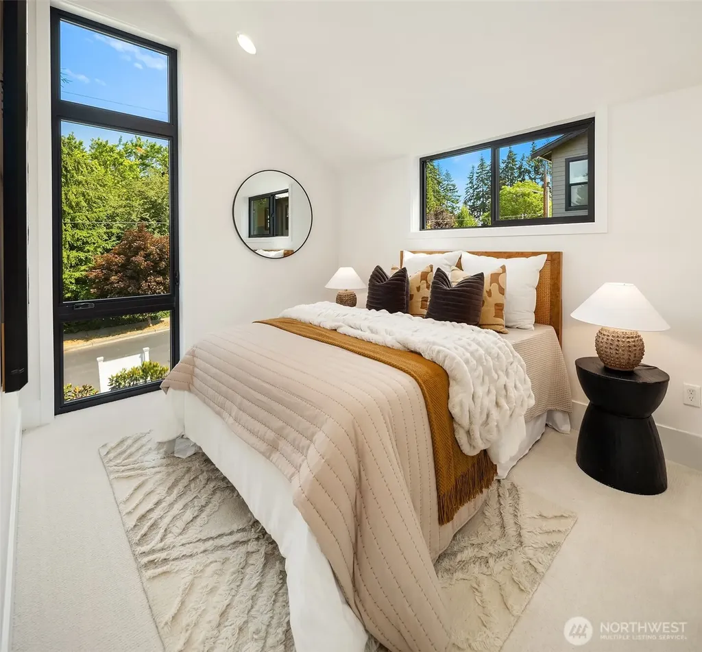 1847 4th Street Kirkland WA 98033
