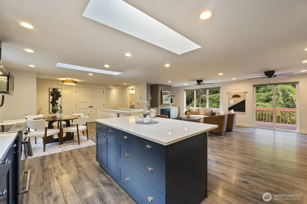 307 Willow Court N Bellingham WA 98225