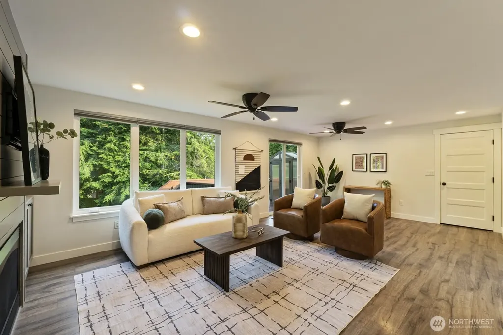 307 Willow Court N Bellingham WA 98225
