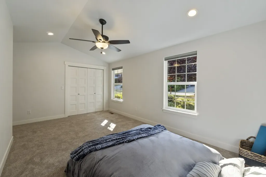307 Willow Court N Bellingham WA 98225
