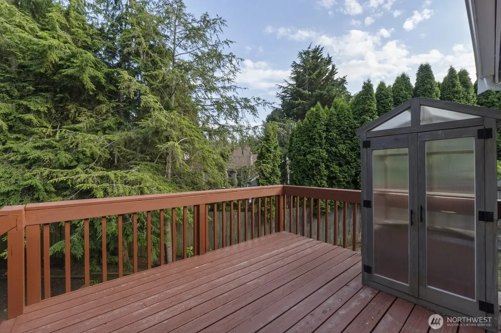 307 Willow Court N Bellingham WA 98225