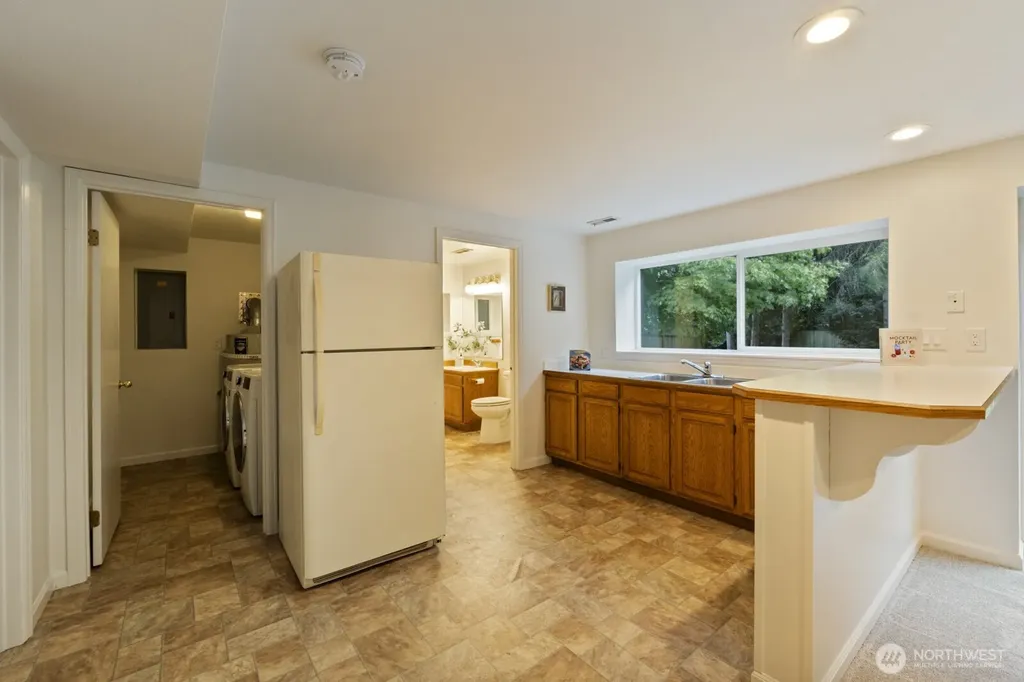 307 Willow Court N Bellingham WA 98225