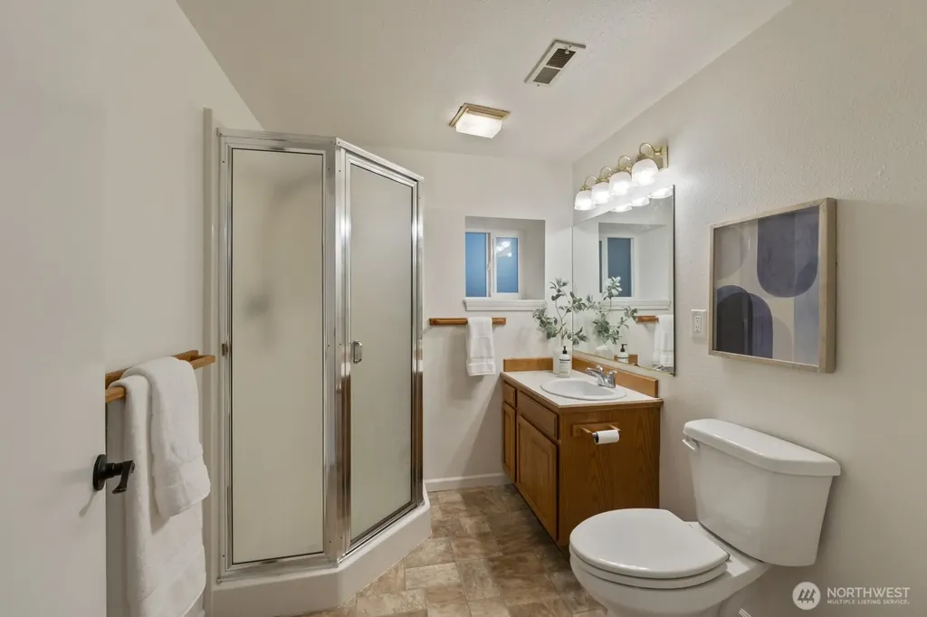 307 Willow Court N Bellingham WA 98225