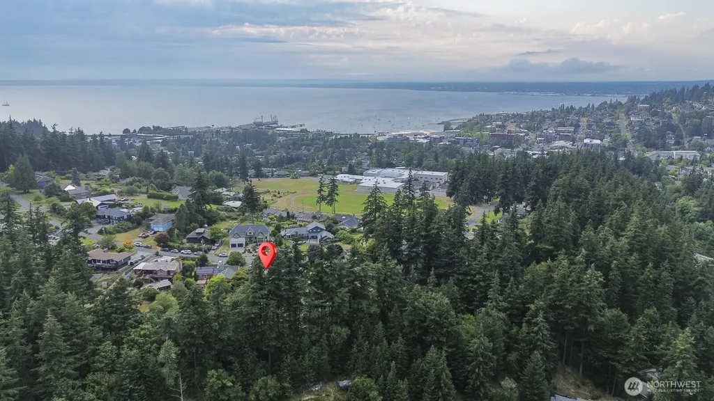 307 Willow Court N Bellingham WA 98225