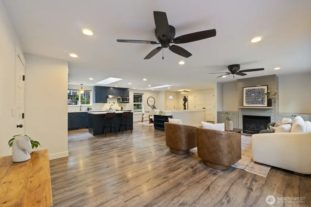 307 Willow Court N Bellingham WA 98225