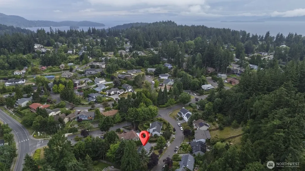 307 Willow Court N Bellingham WA 98225