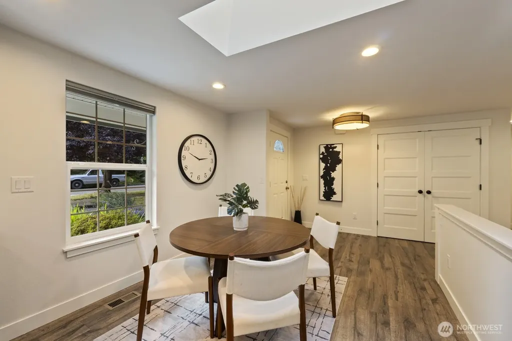 307 Willow Court N Bellingham WA 98225