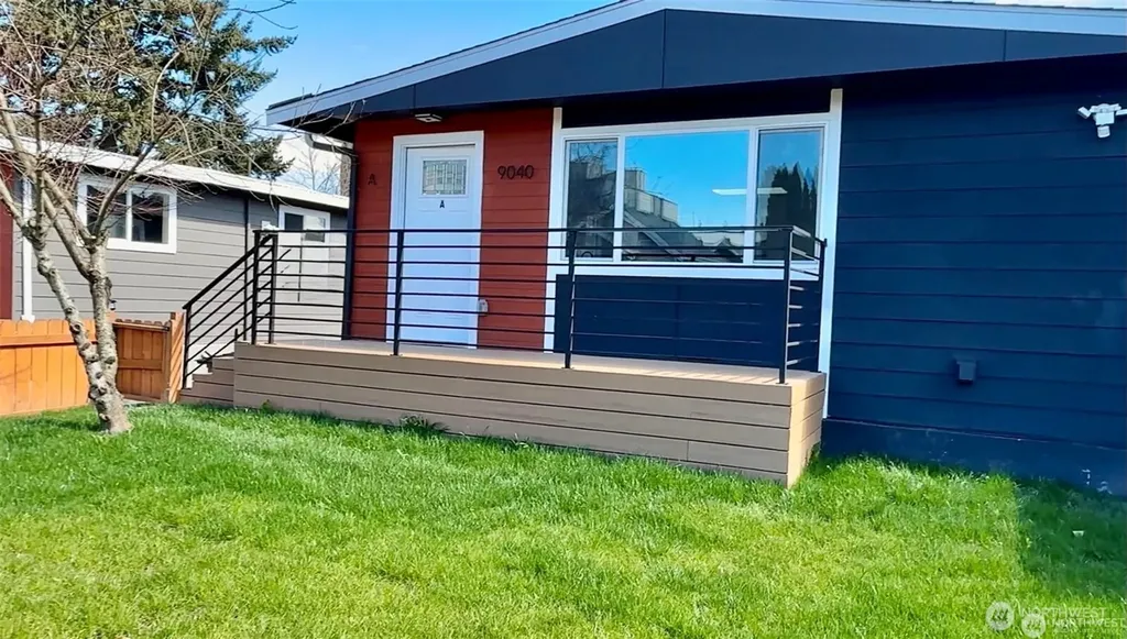 9040 17th Avenue SW Seattle WA 98106