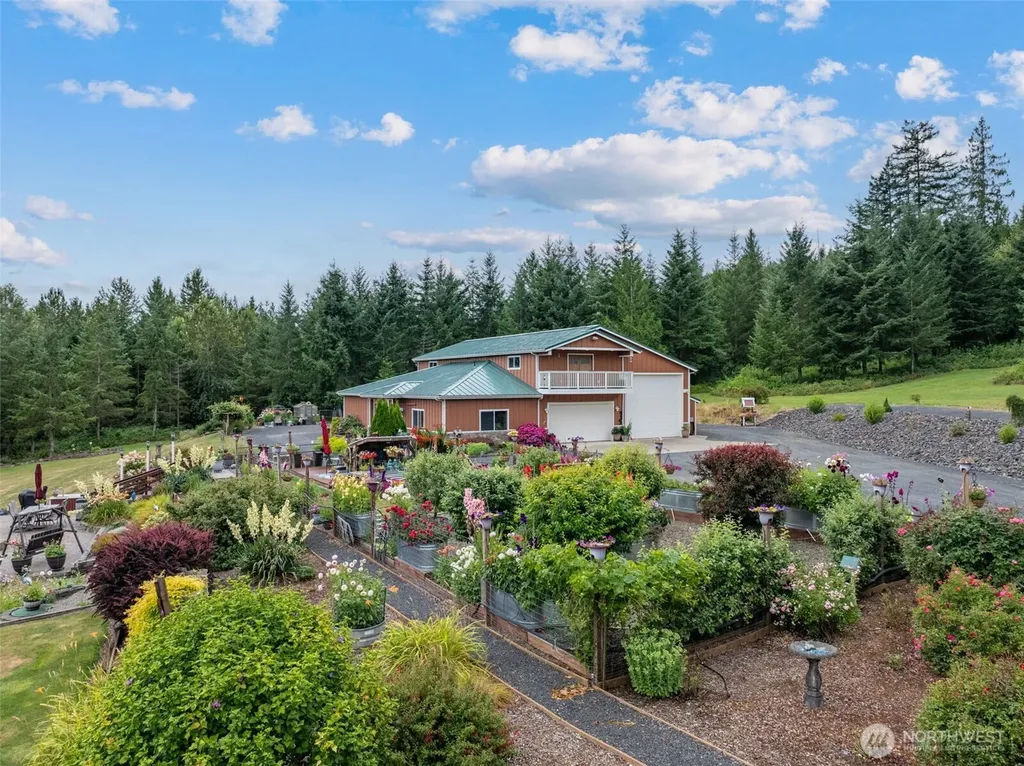 222 Volcano Lane Chehalis WA 98532