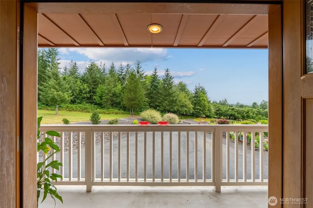222 Volcano Lane Chehalis WA 98532