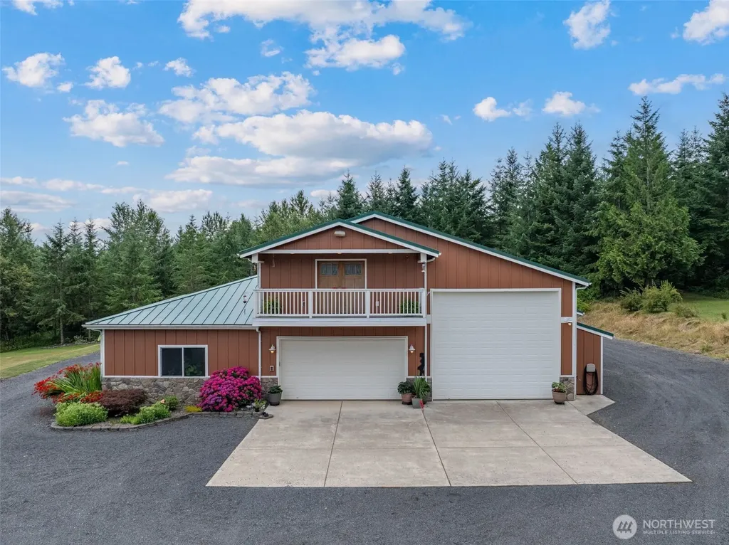222 Volcano Lane Chehalis WA 98532