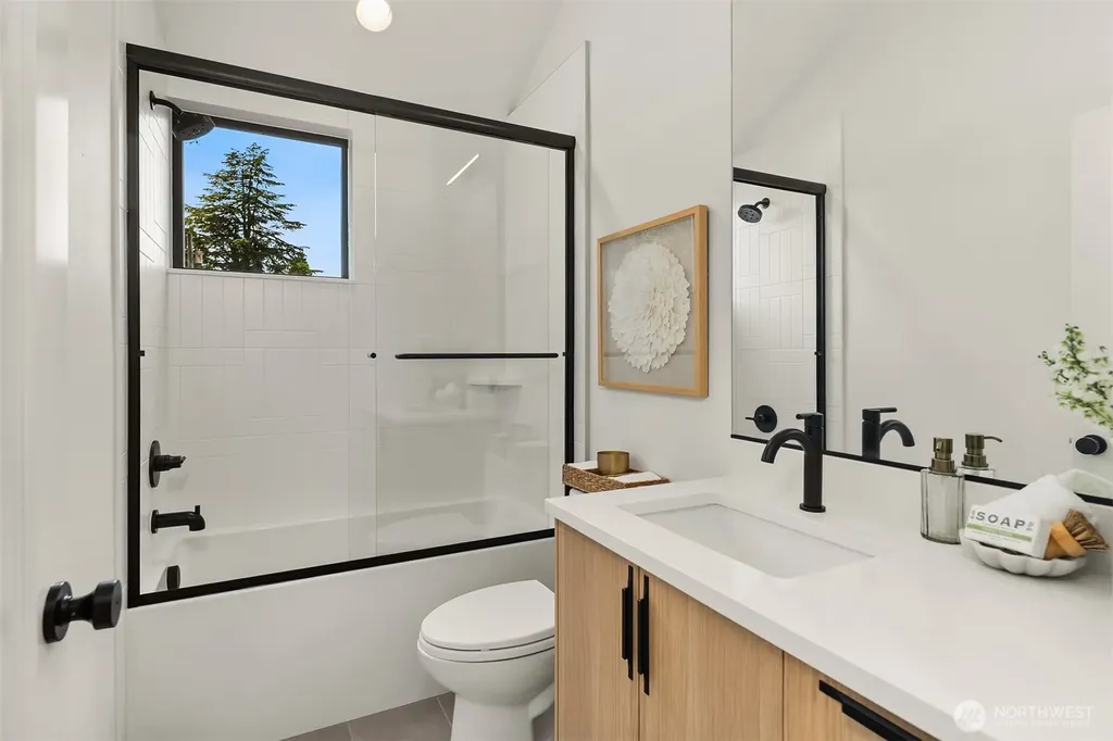 1845 4th Street Kirkland WA 98033