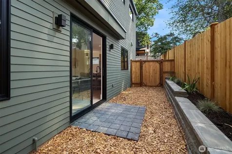 1845 4th Street Kirkland WA 98033