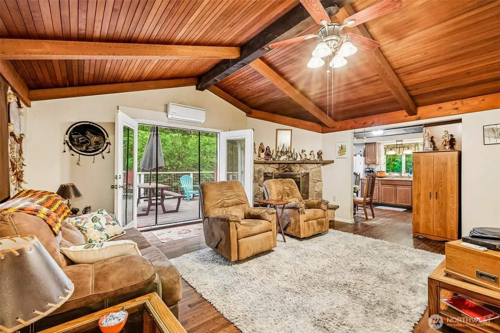 41391 N Shore Lane Concrete WA 98237