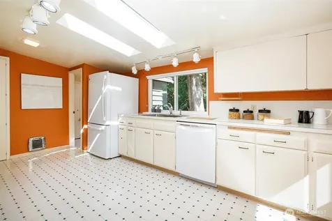 900 134th Street Seattle WA 98177