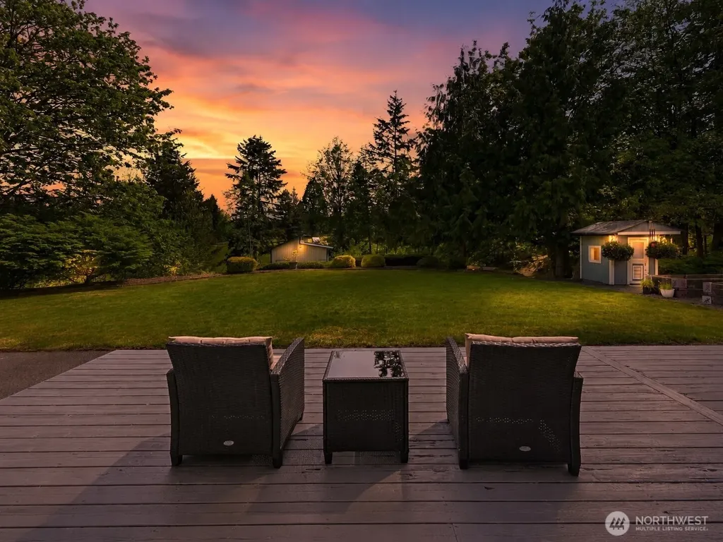 24015 SE 380th Street Enumclaw WA 98022