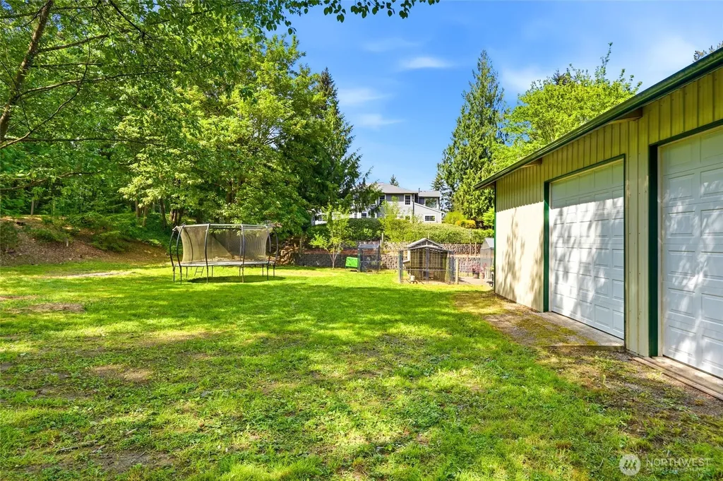 24015 SE 380th Street Enumclaw WA 98022