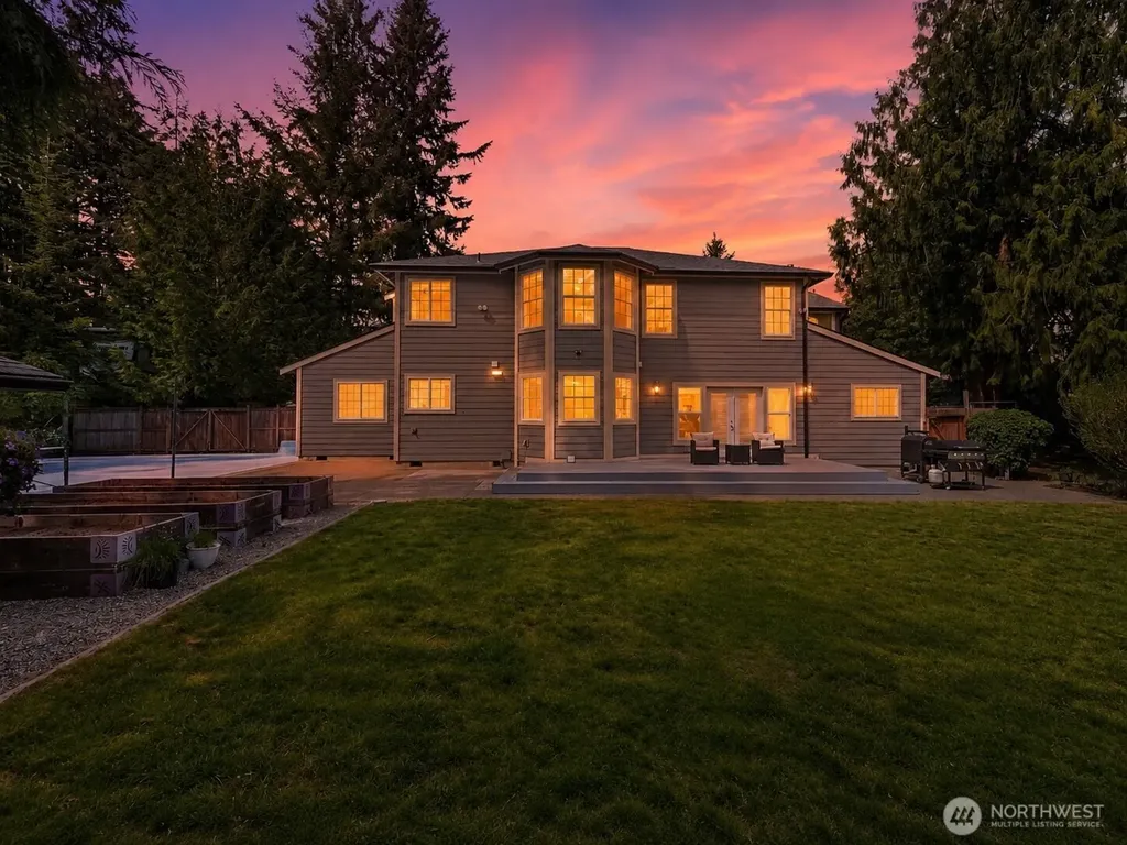 24015 SE 380th Street Enumclaw WA 98022