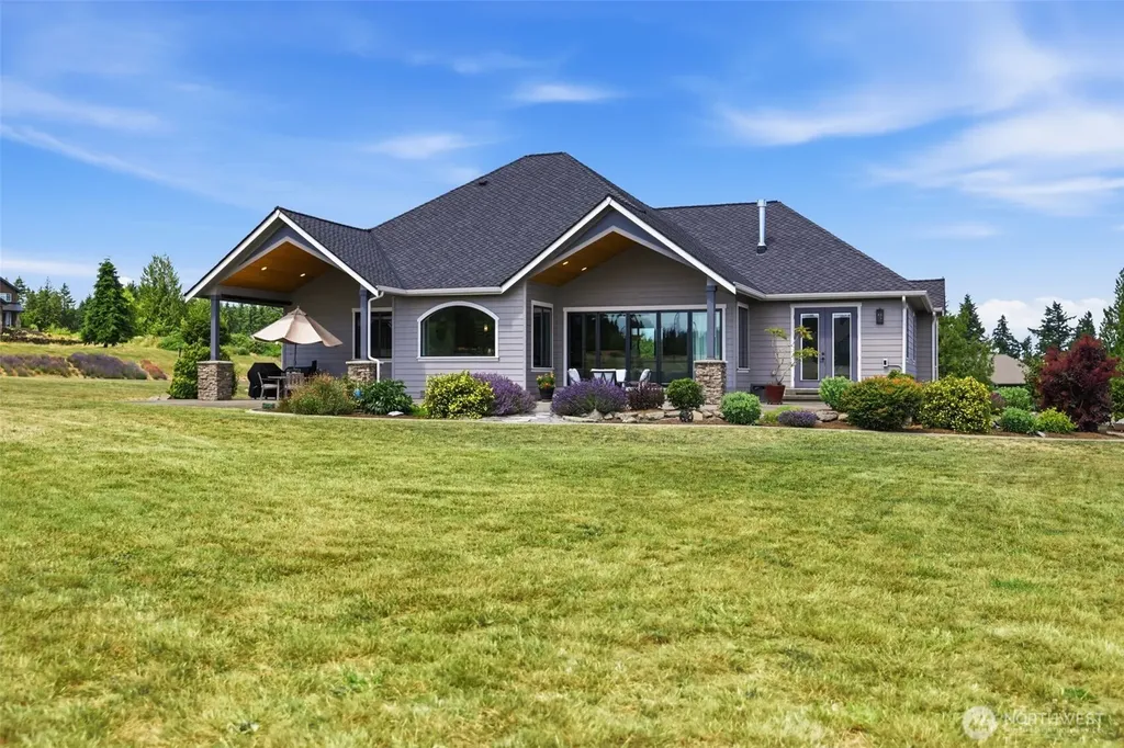 28210 142nd St E Buckley WA 98321