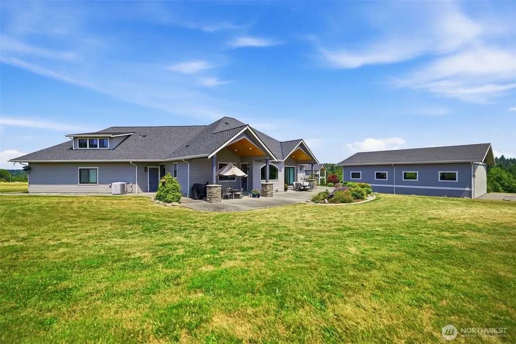 28210 142nd St E Buckley WA 98321