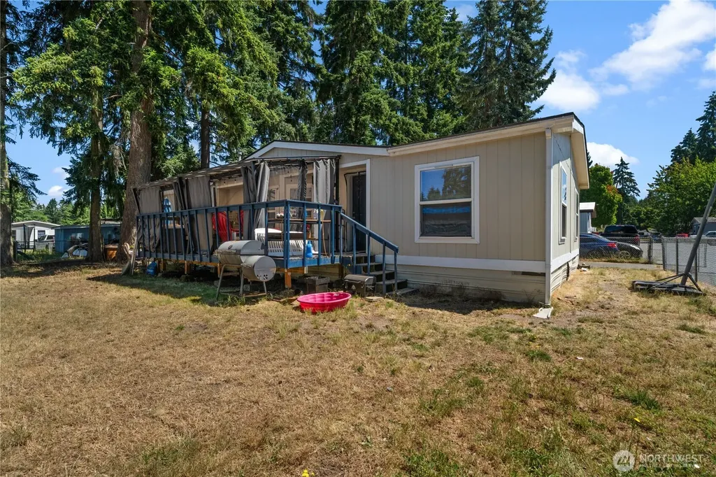 6605 237th Street E Graham WA 98338