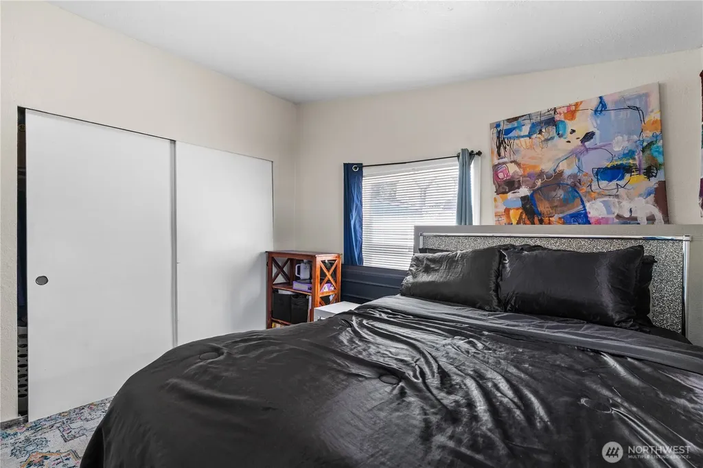 6605 237th Street E Graham WA 98338