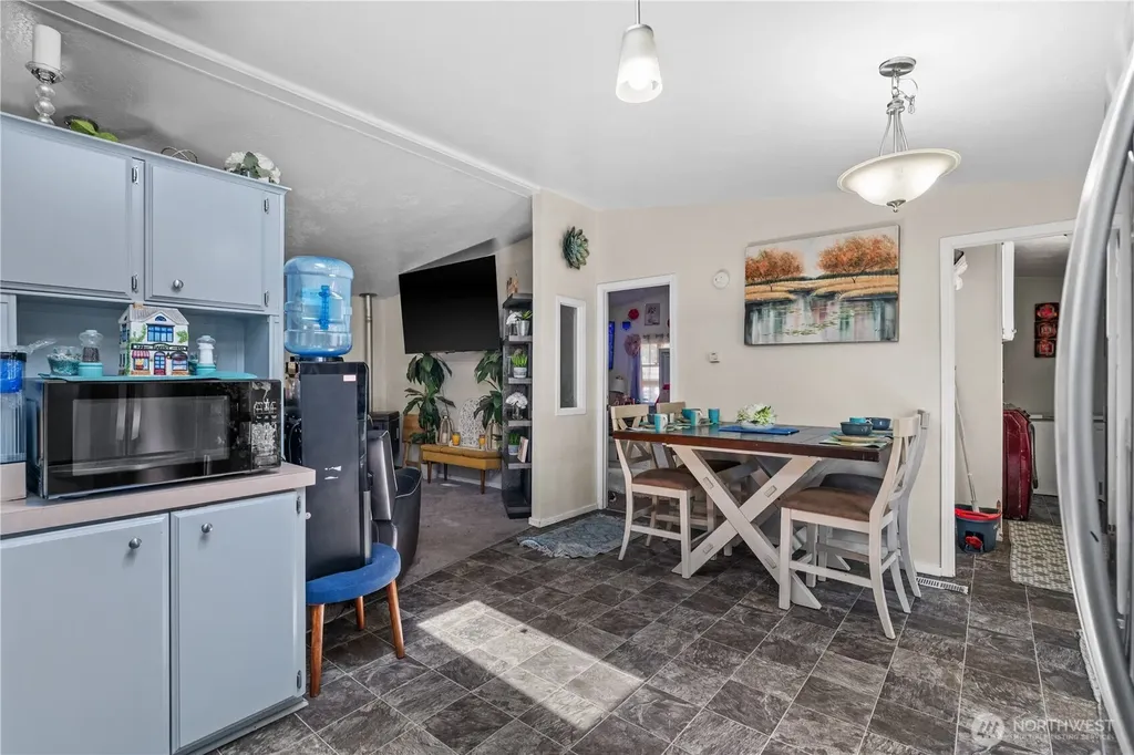 6605 237th Street E Graham WA 98338