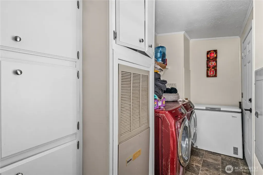 6605 237th Street E Graham WA 98338