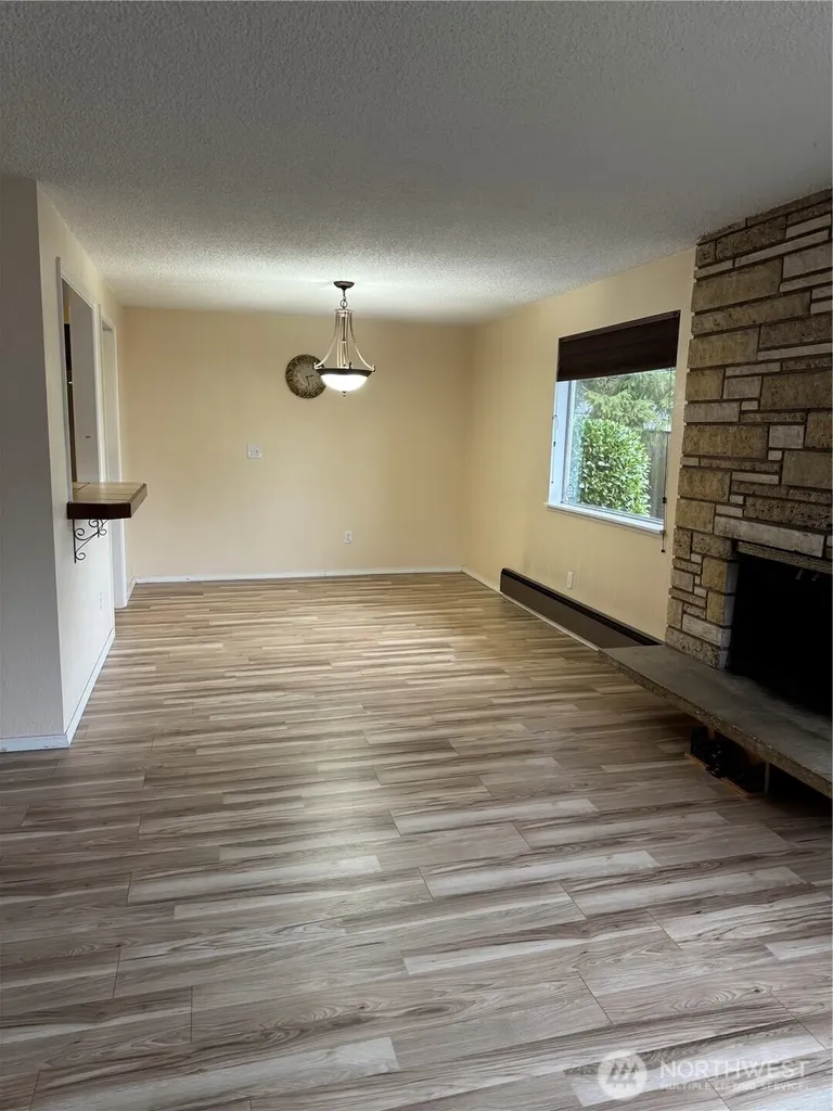 8930 7th Avenue SE Everett WA 98208