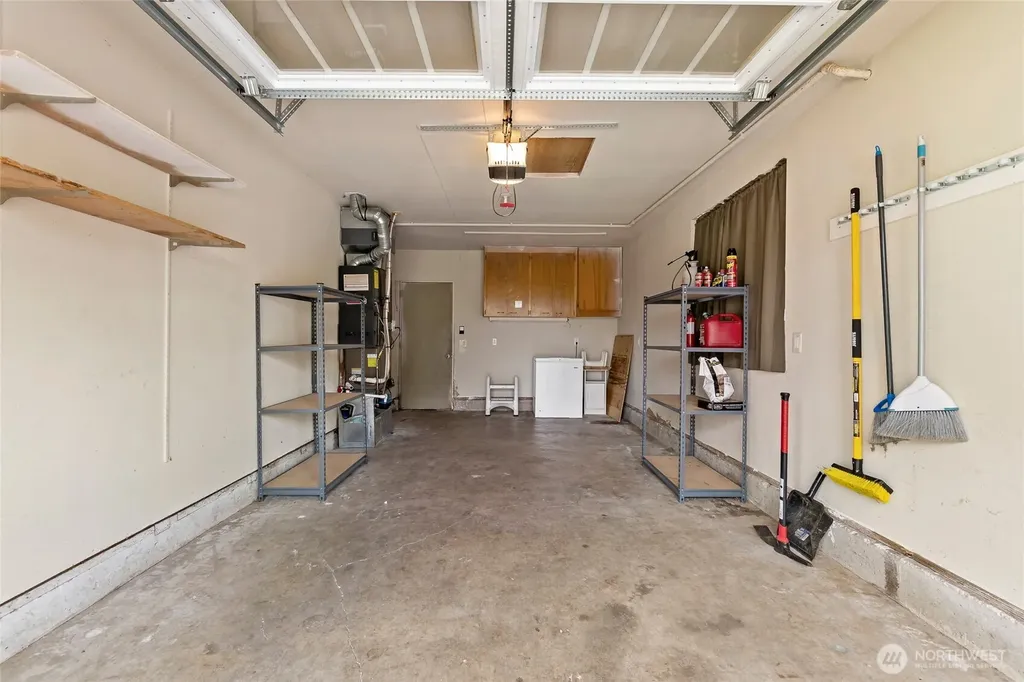 10717 SE 211th Street Kent WA 98031