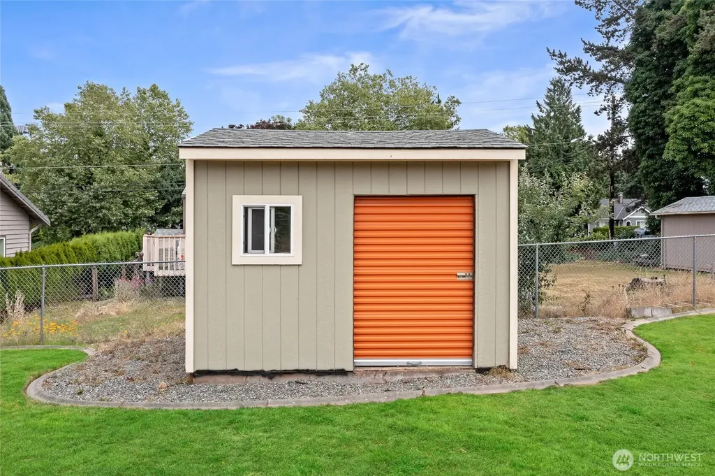 10717 SE 211th Street Kent WA 98031