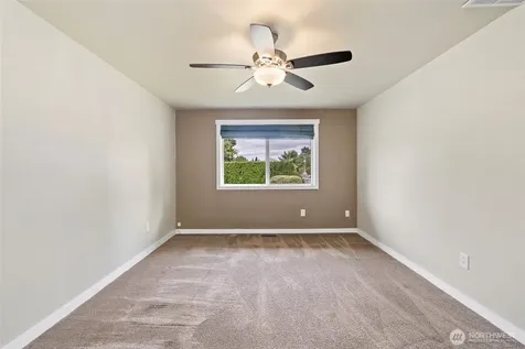 10717 SE 211th Street Kent WA 98031