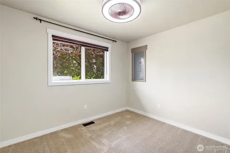 10717 SE 211th Street Kent WA 98031