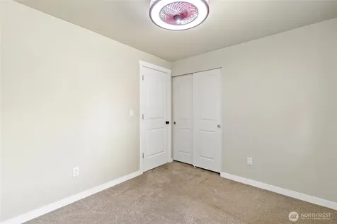10717 SE 211th Street Kent WA 98031
