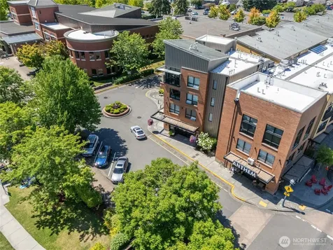 210 Pioneer Puyallup WA 98371