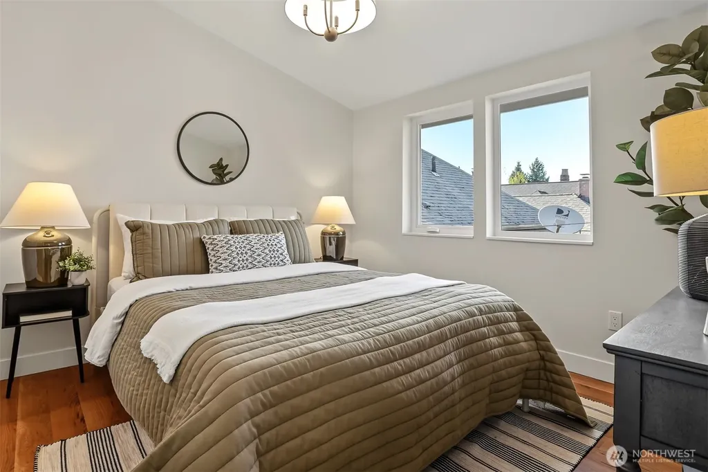 2412 Queen Anne Avenue N Seattle WA 98119