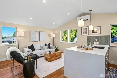 2412 Queen Anne Avenue N Seattle WA 98119