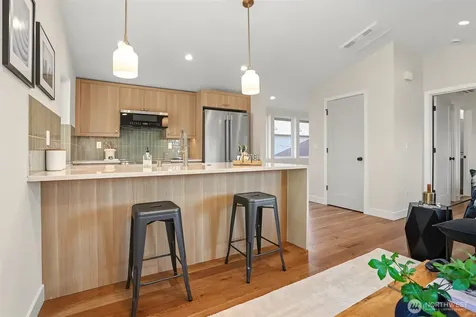 2412 Queen Anne Avenue N Seattle WA 98119