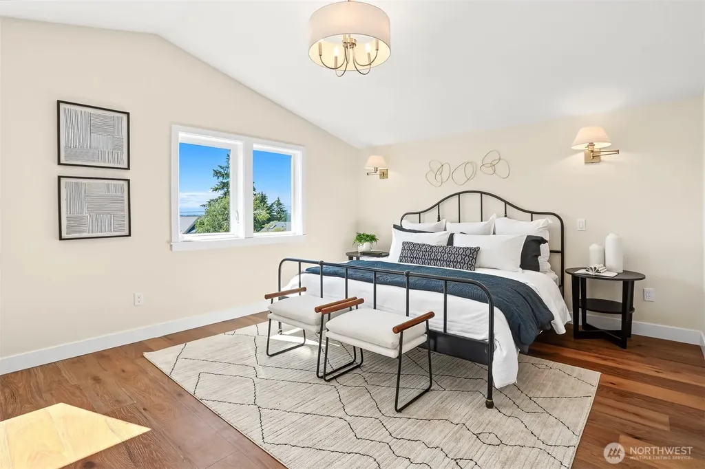 2414 Queen Anne Avenue N Seattle WA 98119