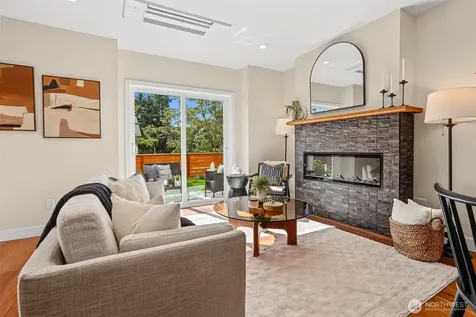 2414 Queen Anne Avenue N Seattle WA 98119