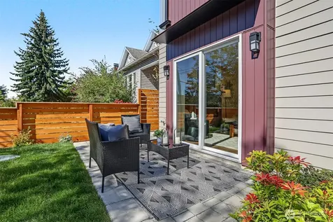 2414 Queen Anne Avenue N Seattle WA 98119