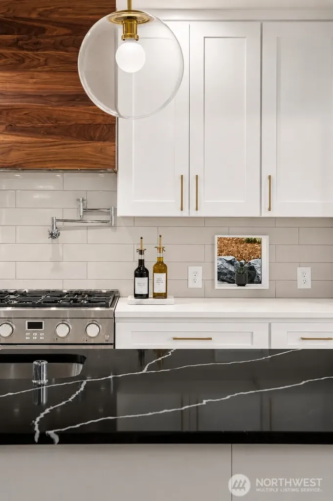 710 Chris David Drive Steilacoom WA 98388