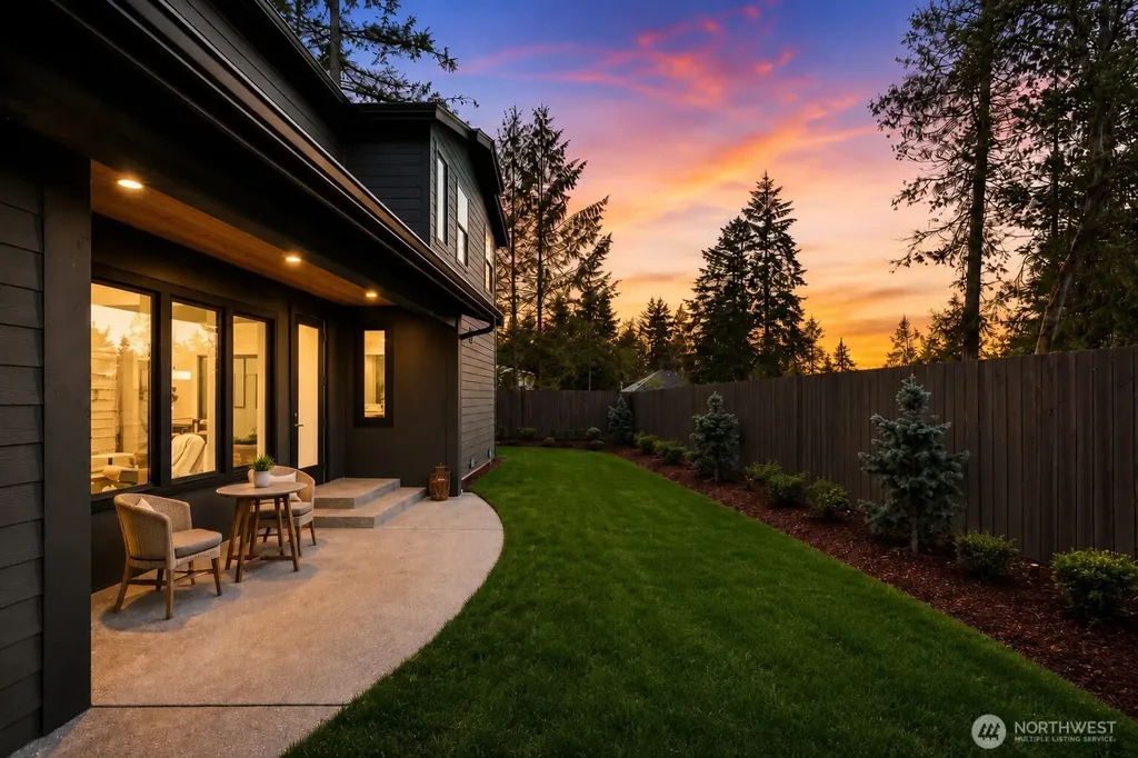 601 Chris David Drive Steilacoom WA 98388