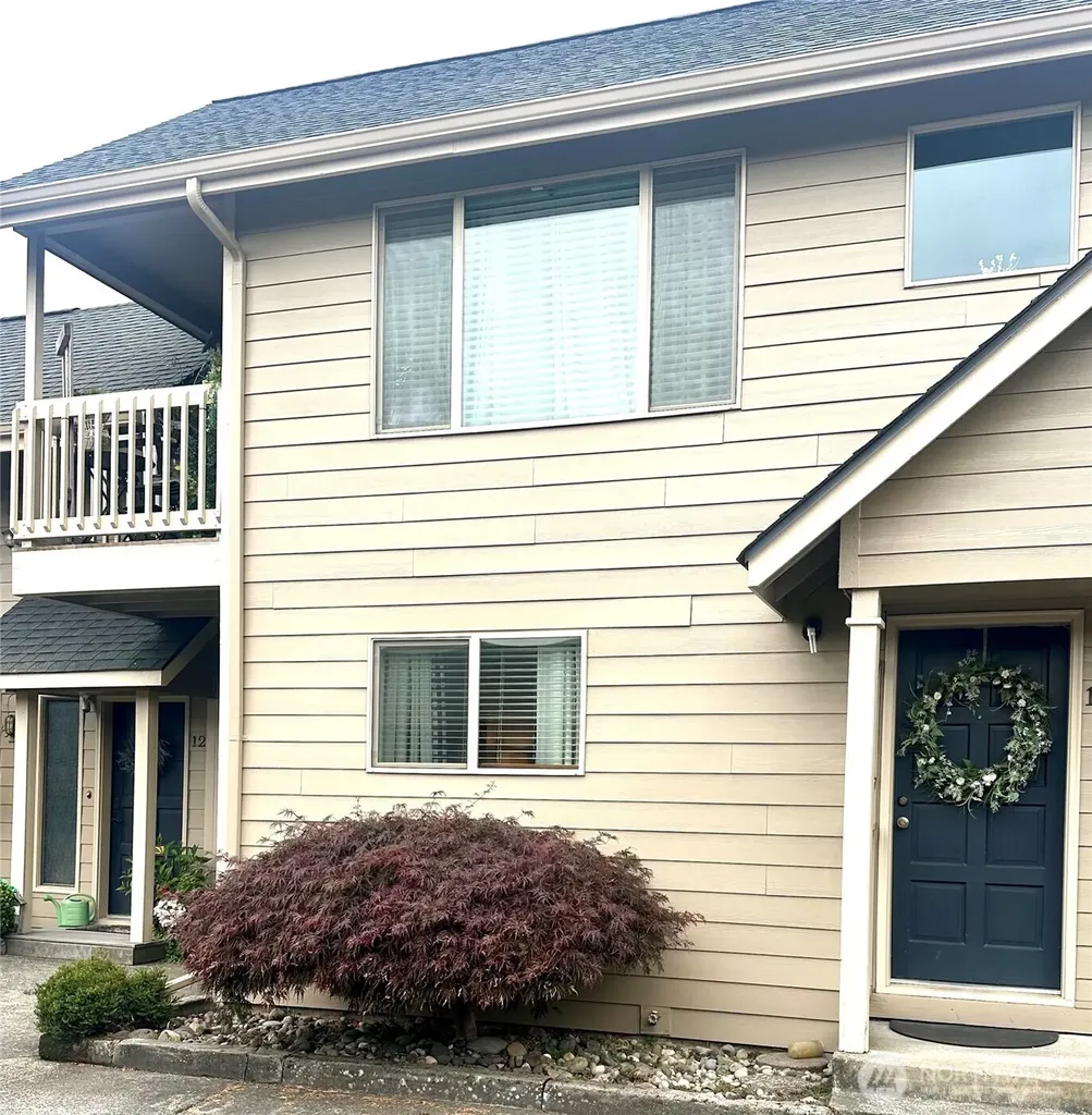 1310 River Road Longview WA 98632