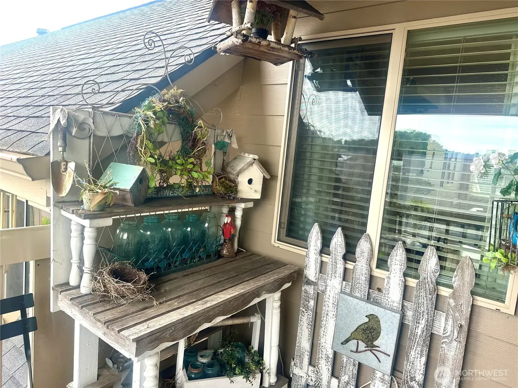 1310 River Road Longview WA 98632