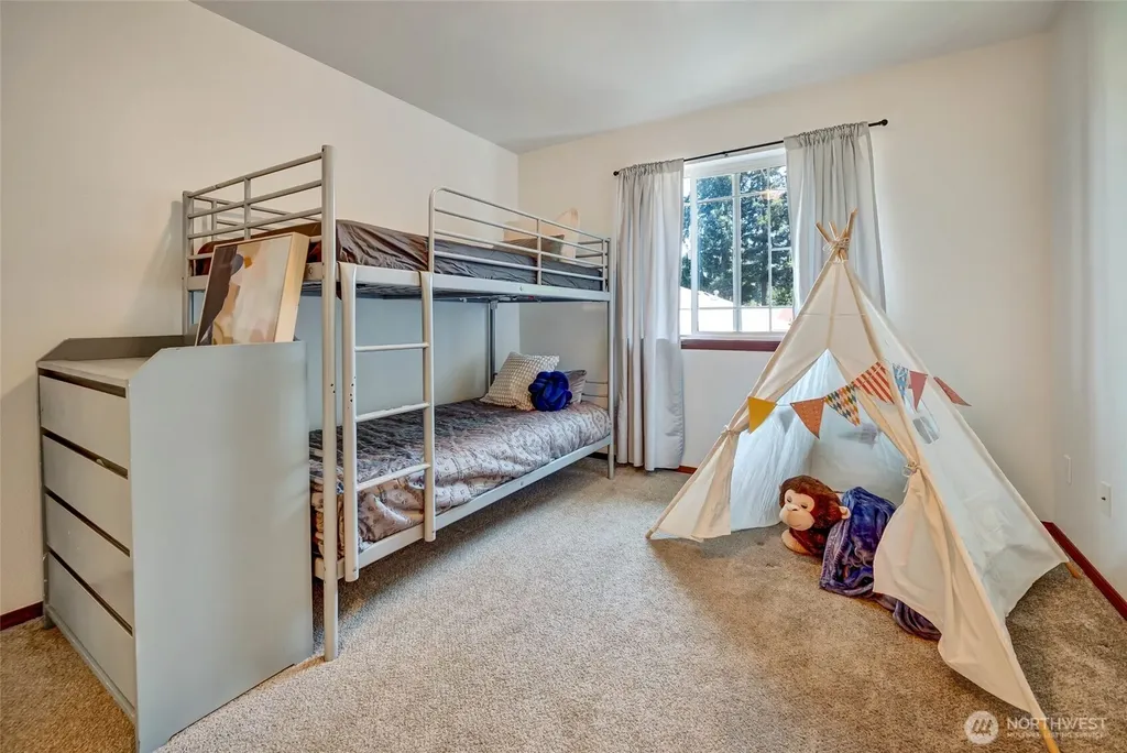 12530 28th Place W Everett WA 98204