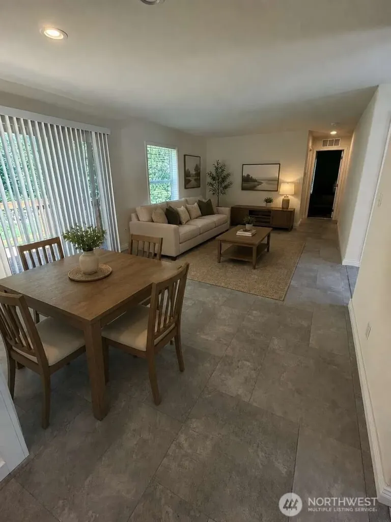 214 W Griffith Street Aberdeen WA 98520
