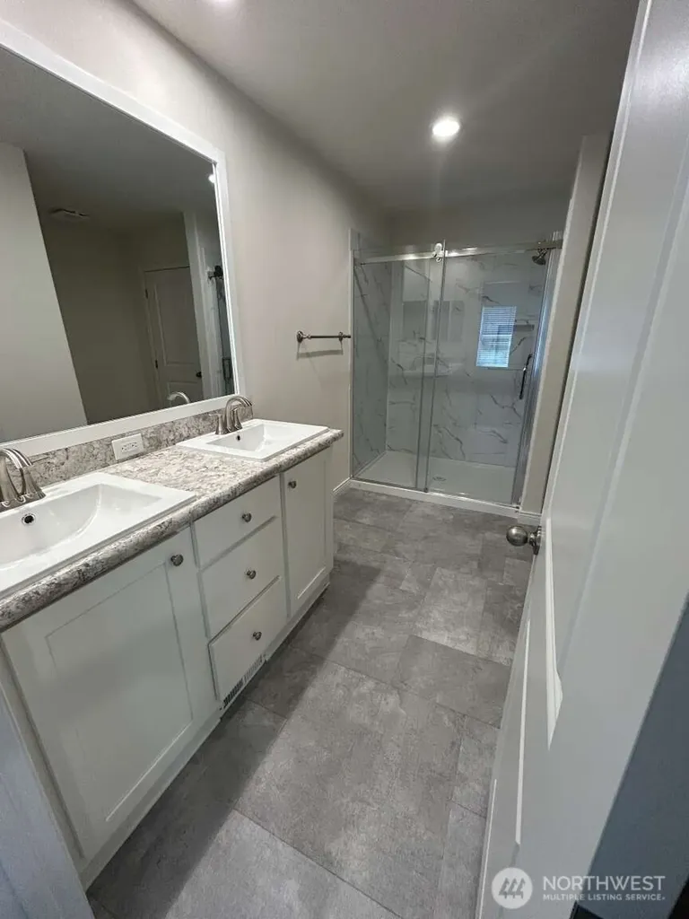 214 W Griffith Street Aberdeen WA 98520